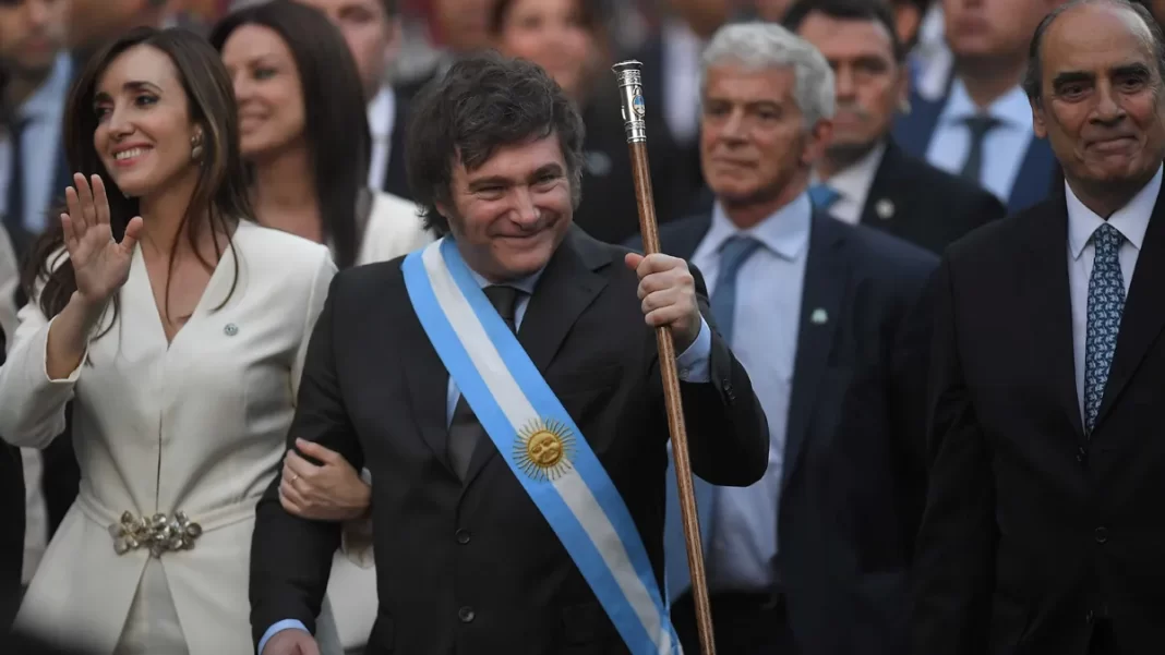 Javier Milei, Victoria Villarruel, Mariano Cúneo Libarona y Guillermo Francos