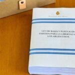 Comenzó a implementarse la primera parte de la Ley Bases texto de la Ley de Bases