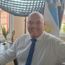 Tras la nulidad de un fallo, el juez Richeri defendió el uso de IA en la Justicia: “Es una ayuda para evitar omisiones”