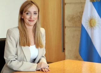 La polémica derivó en un proyecto: Fernández Sagasti busca habilitar el voto remoto por embarazo