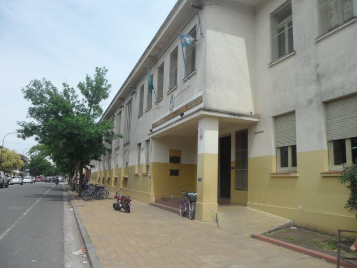 Escuela de Educación Técnica N°1 “Mariano Moreno”.