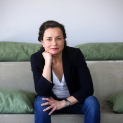 Almudena Bernabéu: “La jurisdicción universal encuentra en Argentina una oportunidad: no repetir errores es la clave”