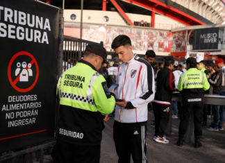 “Los violentos y los irresponsables, afuera de los estadios”: prohibirán el ingreso de deudores alimentarios a las canchas