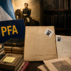 Cartas de San Martín a la venta: la Justicia secuestró un valioso archivo histórico