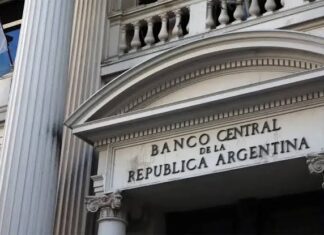 Milei deja atrás el cierre del Banco Central y apuesta por una reforma estructural