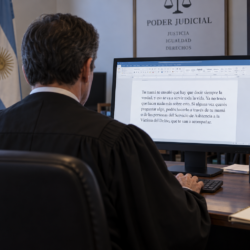 La carta de un juez a una niña víctima de abuso: “Tu tío no va a ir a la cárcel, y no es porque no te haya creído” Imagen creada con IA.