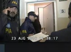 Cuadernos: piden un careo entre el encargado del departamento de Cristina Kirchner y el comisario que lo allanó