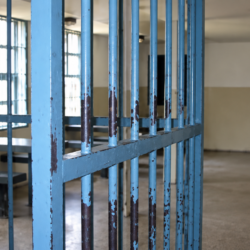 “A todas luces inadmisible”: la Cámara de Lomas de Zamora revocó el fallo que había suspendido la nueva Ley Penal Juvenil en la Provincia