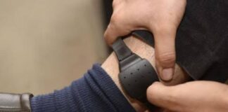 Rompió la tobillera electrónica y fue a amenazar a su madre: tres años de prisión efectiva