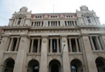 La Corte ratificó que las asociaciones de consumidores pueden litigar gratis