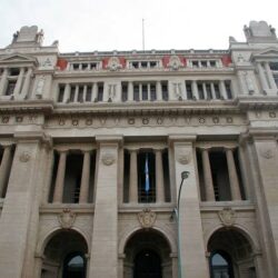 La Corte ratificó que las asociaciones de consumidores pueden litigar gratis