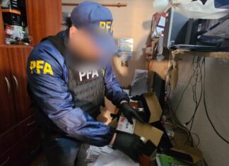 Una denuncia de la DAIA derivó en allanamientos por mensajes antisemitas en Rosario